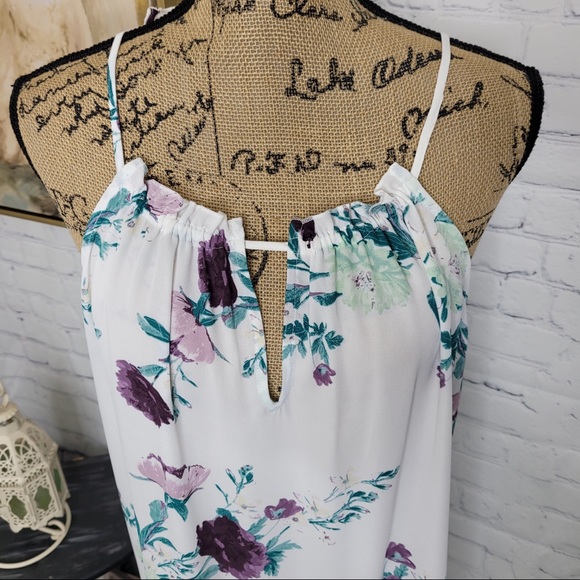 New York & Company floral blouse - Picture 4 of 11